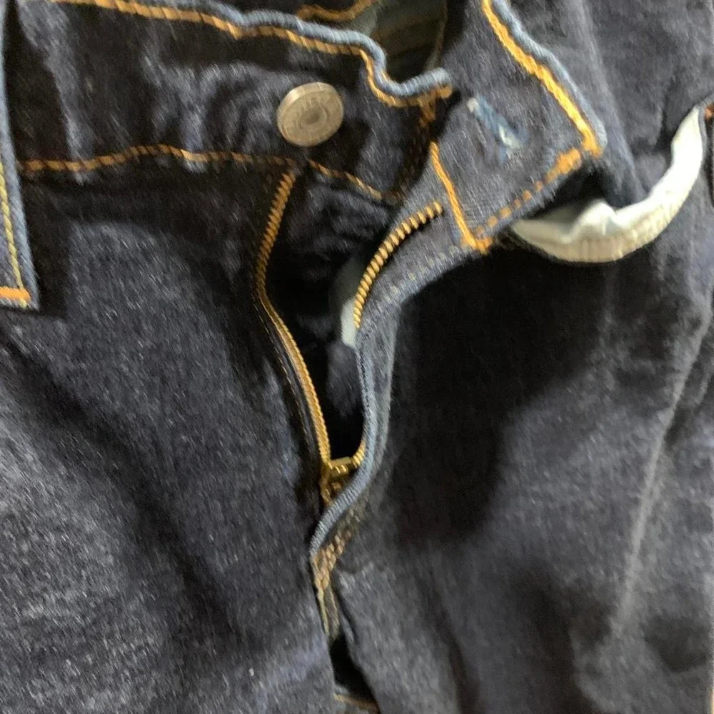 Levi's 514 dark wash jeans size 34x30